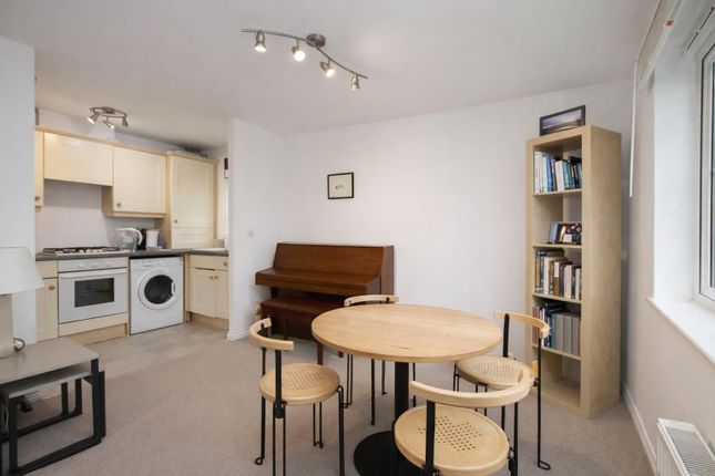Flat 6, Queens Court, Borehamwood photo 3