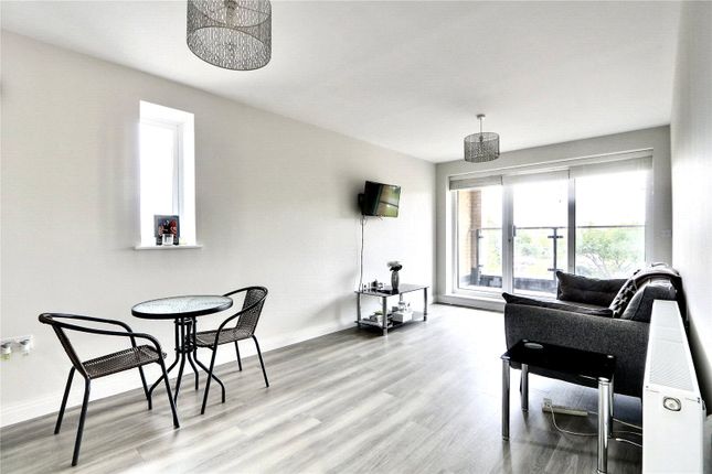 11, Dome Mews, Watford photo 3