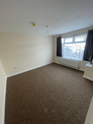 Room 1, 8 Bartholomew Road, Oxford photo 3