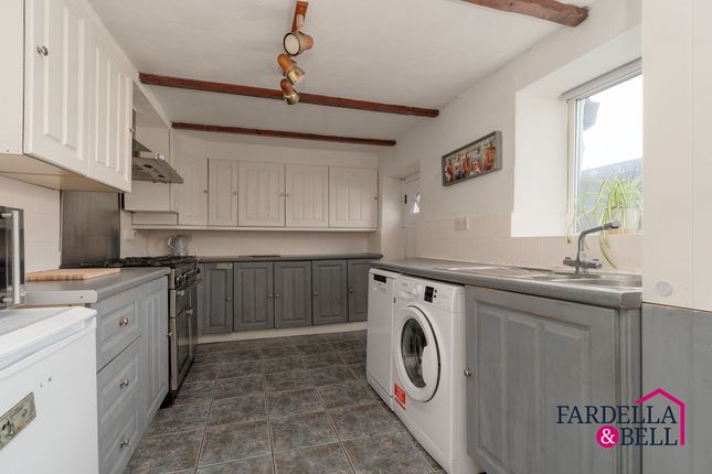 29 Belthorn Road, Blackburn photo 4