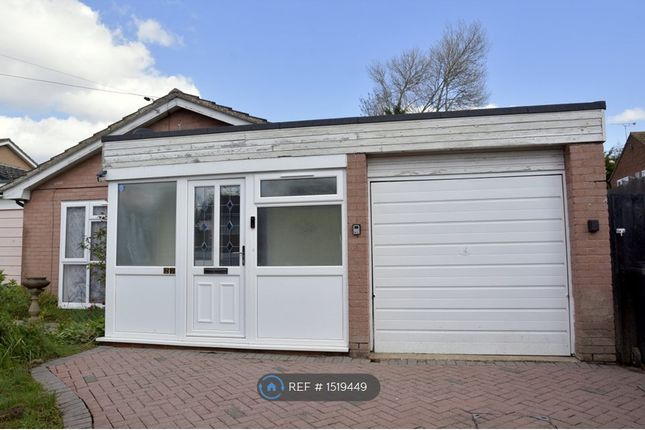 Bungalow to rent in Lindrick Drive, Leicester