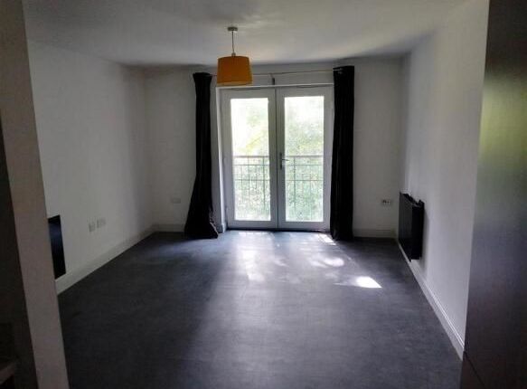 42 Sir Bernard Lovell Road, Malmesbury photo 3