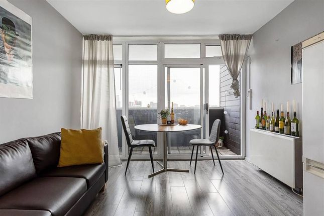 Thumbnail Flat for sale in Regency Street, Westminster, London