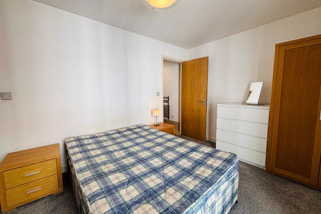 914 Barton Place, 3 Hornbeam Way, Green Quarter, Manchester photo 4
