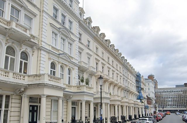 Thumbnail Flat to rent in Queen's Gate Terrace, London
