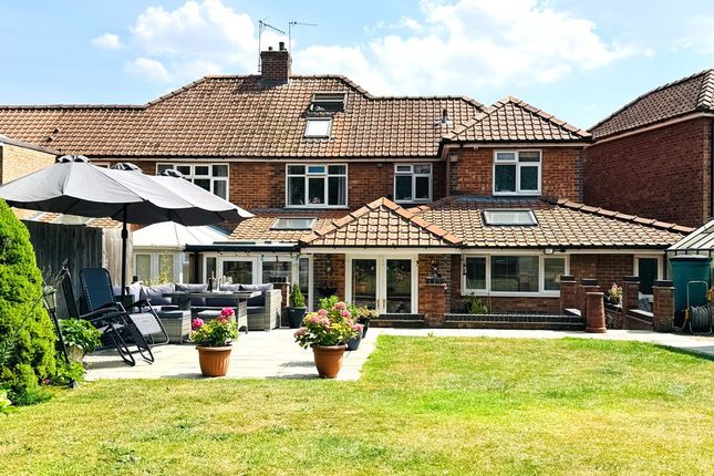 11, Almsford Drive, York photo 2