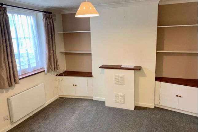 Thumbnail Flat to rent in Clifton Grove, Paignton