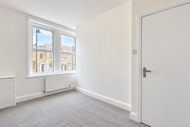 109 Bruce Grove, London photo 3