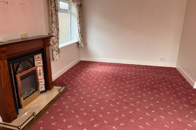 2, Oakside Crescent, Leicester photo 4