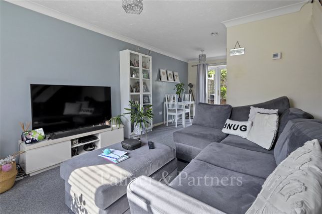22, Buttercup Close, Suffolk photo 3