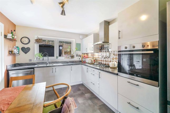16, Oaktree Grove, Glasgow City photo 3
