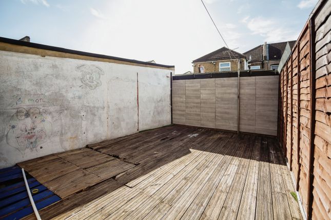 Terraced house for sale in Granville Road, Gravesend