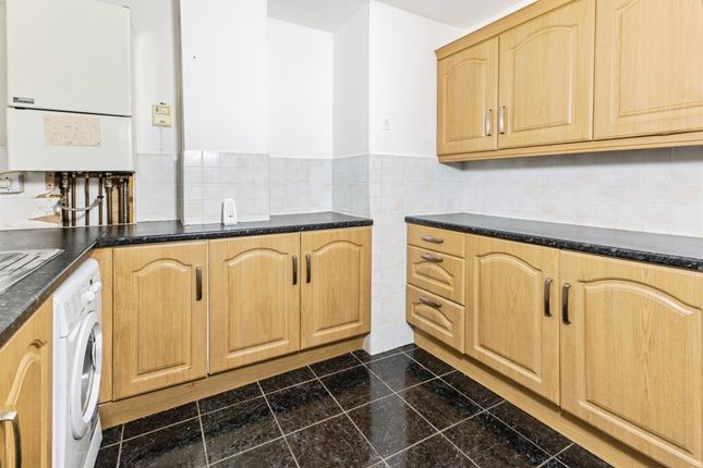 17, Leighton Court, Copperdale Close, Reading photo 2