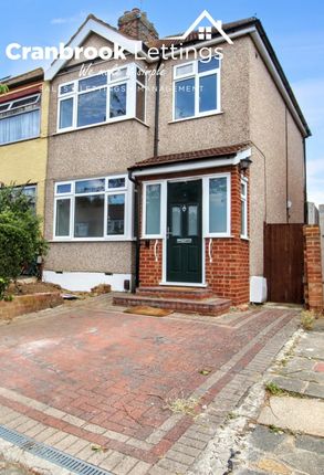 3-bed house on 70 Bellevue Road, ROMFORD, £2,300/mo
