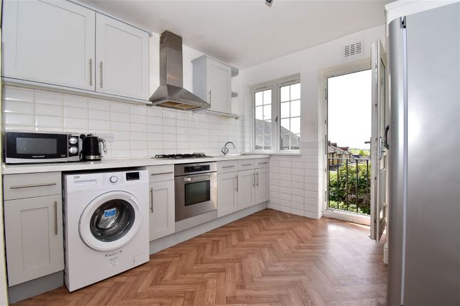 Maisonette for sale in Kings Road, Brentwood