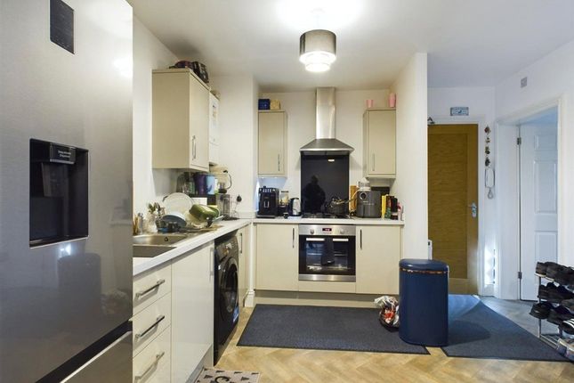5, Wilks Court, West Yorkshire photo 3