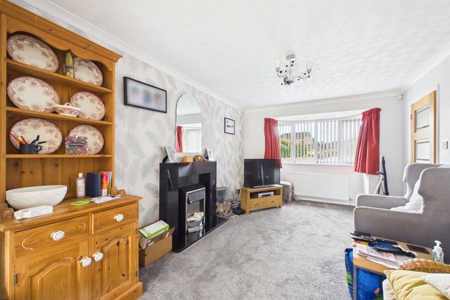 4, Highgrove Way, Gloucester photo 3