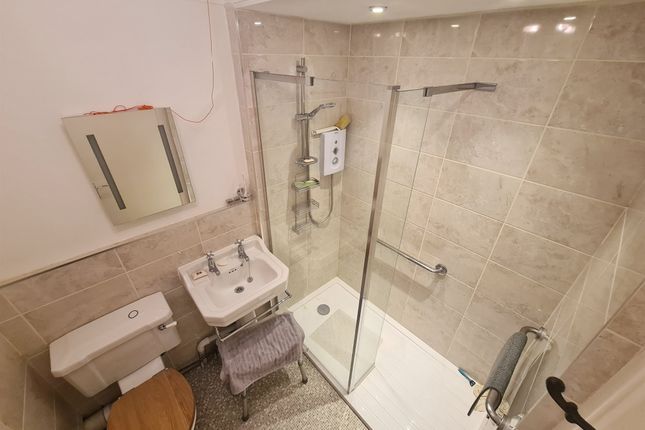 Flat 27, Ryan Court, White Cliff Mill Street, Blandford Forum photo 4