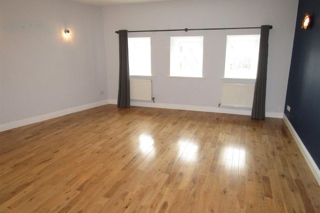 19, Waterside, Langthorpe, Boroughbridge, York photo 3
