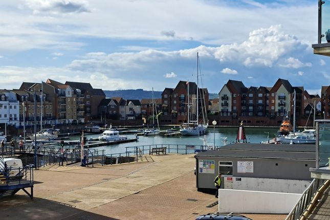Flat for sale in Midway Quay, North Harbour, Eastbourne
