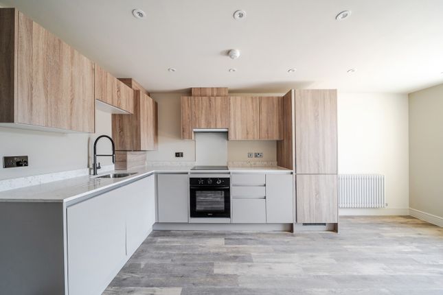 Sage House- Apartment 4,, Juniper Gardens, Hampshire photo 4