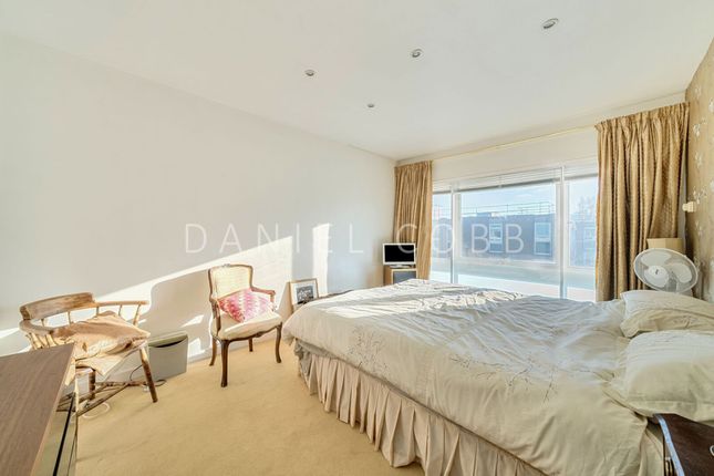 Flat 81, Dryden Court Renfrew Road, London photo 4