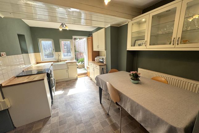 22, Culver Street, Newent photo 2