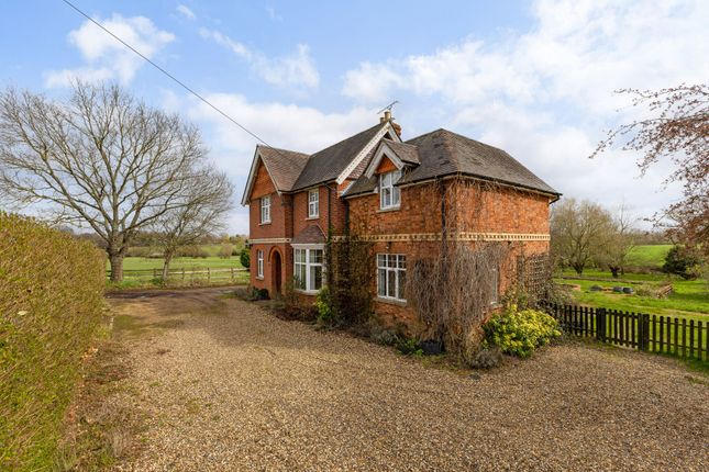 Field House, barkham road, Wokingham photo 2