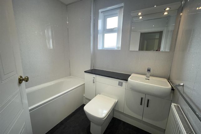 2, Alwinton Drive, Chester Le Street photo 4