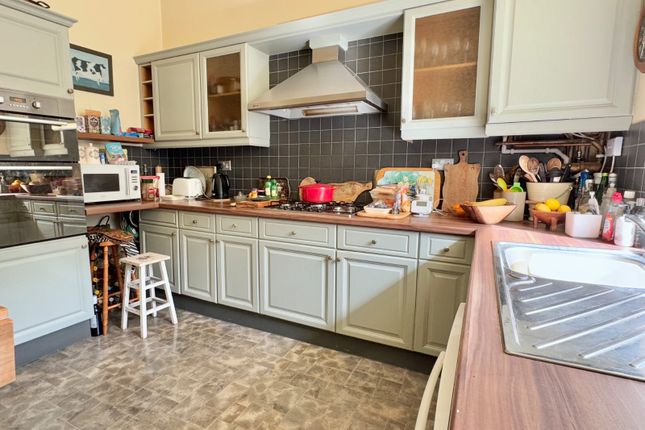 Kitchen/Brkfst Room