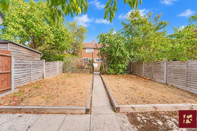15, Kennel Lane, Bracknell photo 2