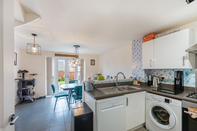 30 Pembroke Avenue, Grantham photo 2