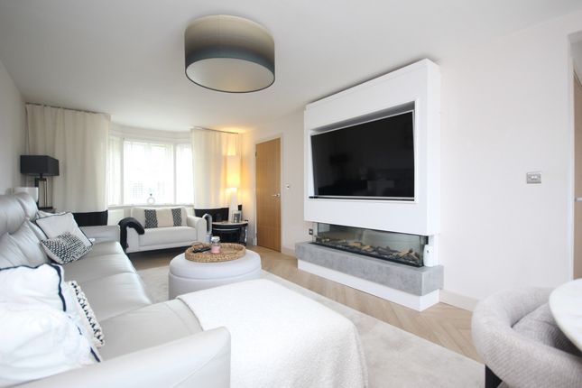 45, Sherwood Road, Coatbridge photo 4