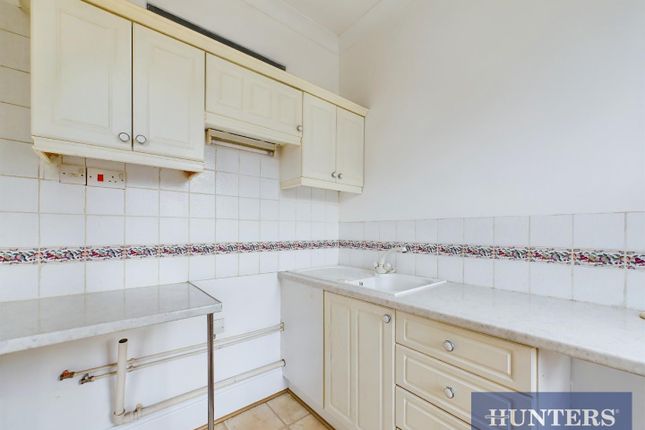 Flat 4, 38, Wellington Road, Bridlington photo 3