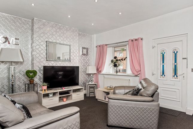 39 Clarence Street, Warrington photo 3
