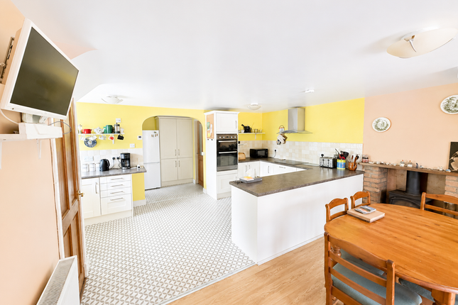 11, Alpine Terrace, Dalbeattie photo 3