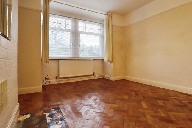 90, Cowbridge Road West, Cardiff photo 3