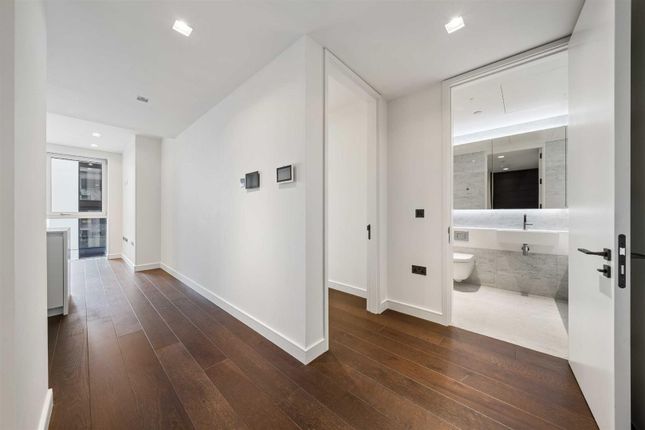 Apartment 1905, 8, Casson Square, London photo 2