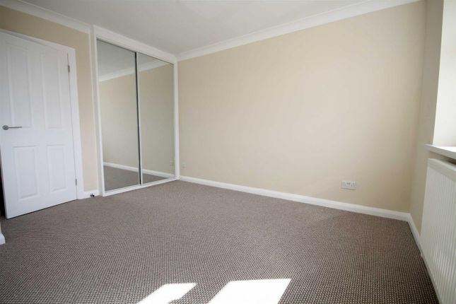 Retford Court, Cardiff photo 4