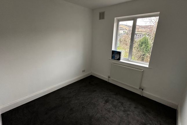 138, Highthorn Road, MEXBOROUGH photo 3
