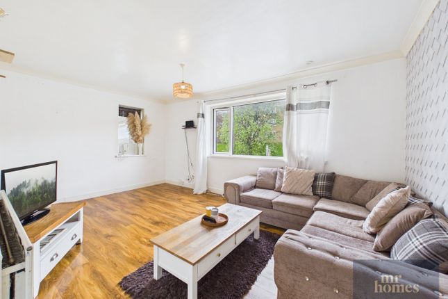 574, Beechley Drive, Cardiff photo 2