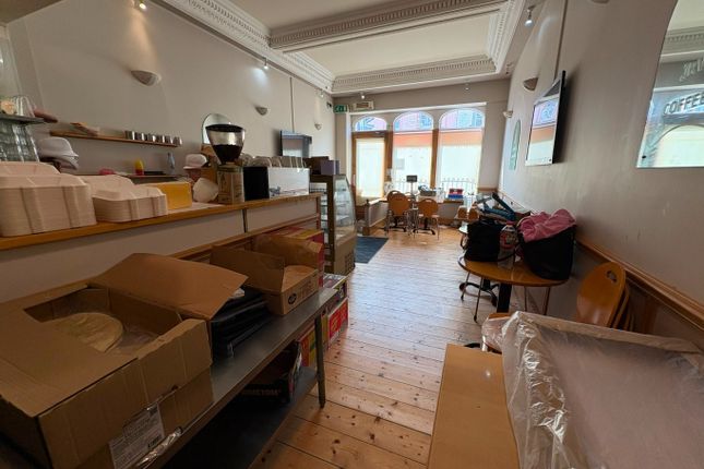 Irvine's Bakery, 18-22 Eglington Street, North Ayrshire photo 5