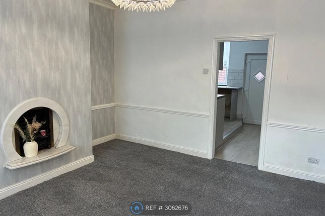 Derwent St, Rochdale photo 4