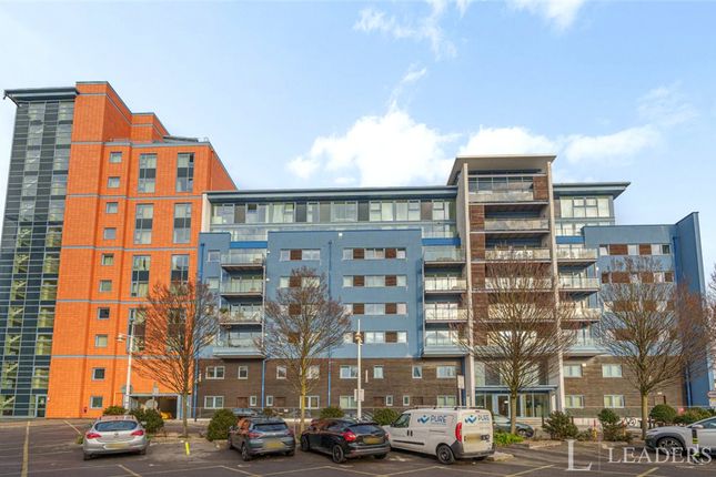 Thumbnail Flat for sale in Gunwharf Quays, Portsmouth, Hampshire
