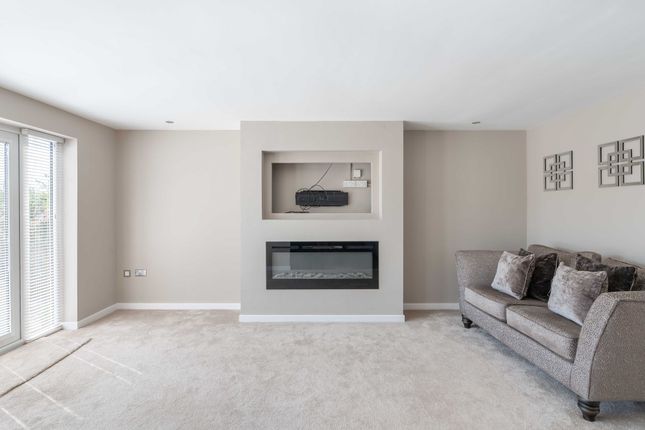 10 Vardre Park, Conwy photo 3