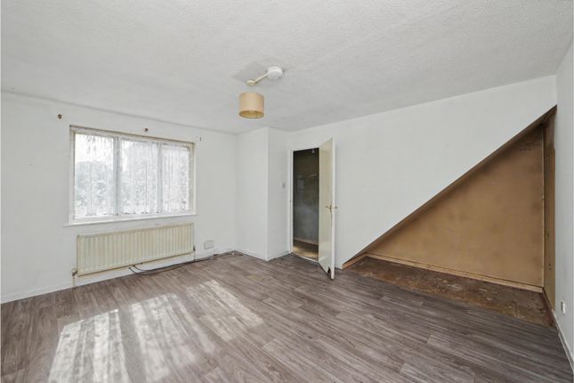 80, Friars Avenue, London photo 3
