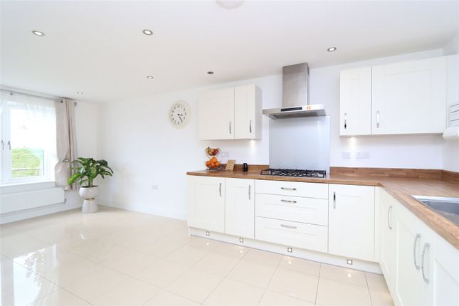 8, Chevry Close, Milton Keynes photo 4