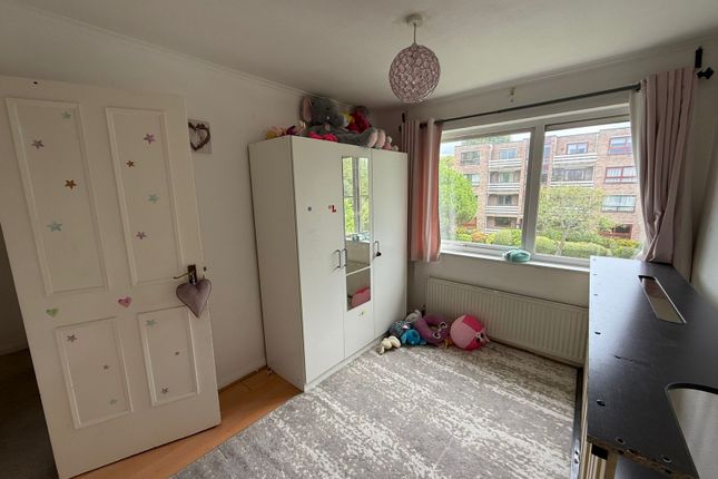 Flat 6, Cleveland Court,, Kent Avenue, london photo 4
