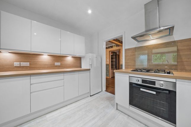 26, Parkview Avenue, Falkirk photo 4