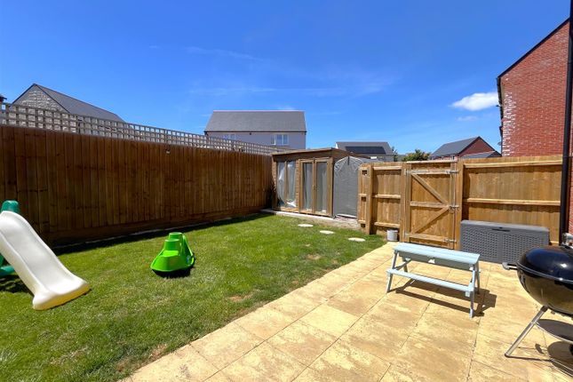 30, Orchard Way, Weymouth photo 2